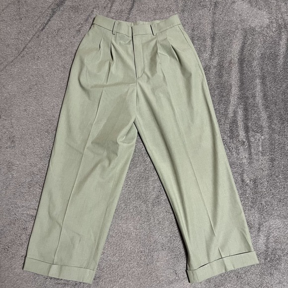 Uniqlo Pants - Uniqlo Womens Size S Green Wide-Leg Pleated Cropped Pants